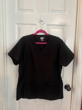 WonderWink Women's V-Neck Scrub Top - Black